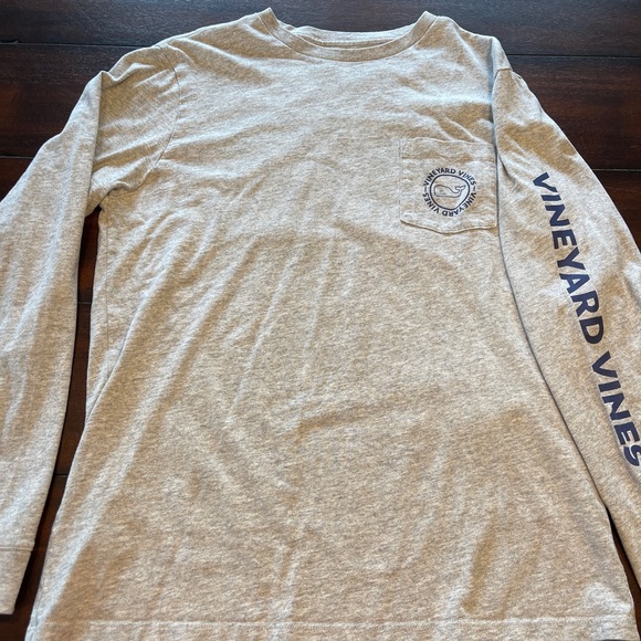Vineyard Vines 100% cotton long sleeve tee - Picture 1 of 3